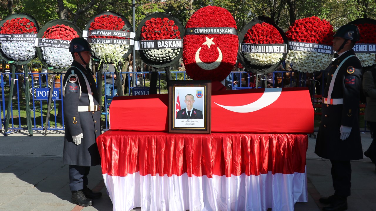 Nevşehir'de otomobilin çarptığı jandarma personeli şehit oldu