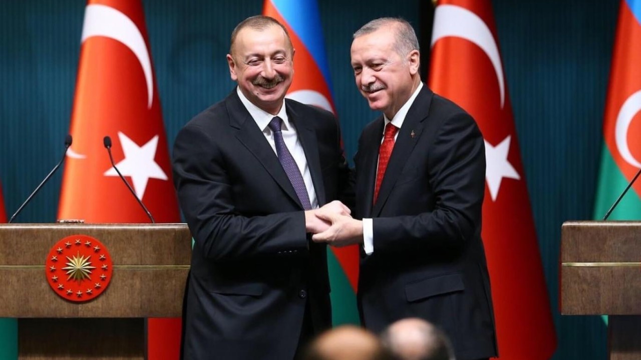 Erdoğan'dan Aliyev'e tebrik!