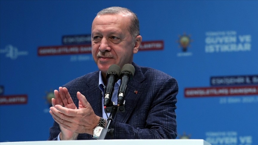 Erdoğan memurlara seslendi: Hiçbiri kılınıza dokunamaz