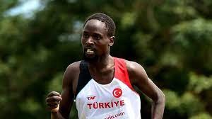 Kenyalı atlet Faith Kipyegon, kadınlar 1500 metrede dünya rekoru kırdı