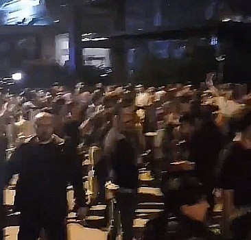 CHP Genel Merkezi'nin önünde kavga: 'Kemal istifa' ve 'Kemal başkan' sesleri yükseldi