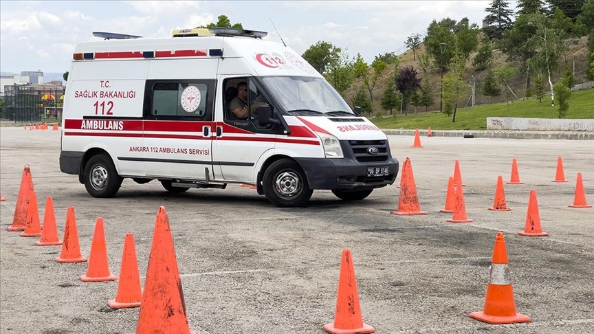 İzmir'de tüfekle vurulan bekçi yaralandı