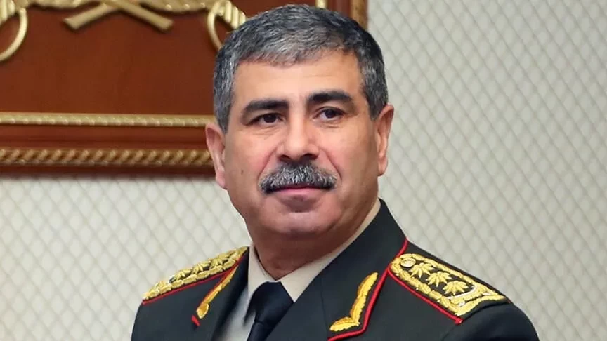 Azerbaycan Savunma Bakanı Hasanov'dan, Hulusi Akar'a teşekkür mesajı