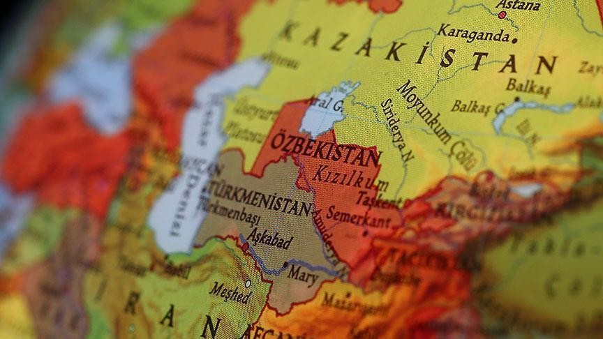 Özbekistan'da, anayasa taslağı Mirziyoyev'in yeniden seçilmesinin önünü açacak
