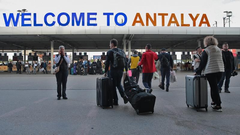 2023 yılında Antalya'ya turist akını! Rekor kırıldı