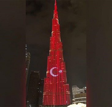BAE'de Erdoğan hazırlığı: Burj Khalifa'ya Türk bayrağı yansıtıldı