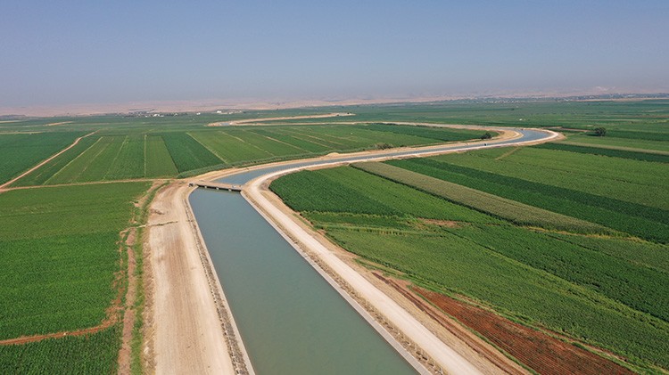 70 bin futbol sahası büyüklüğündeki tarım arazisi suya kavuştu