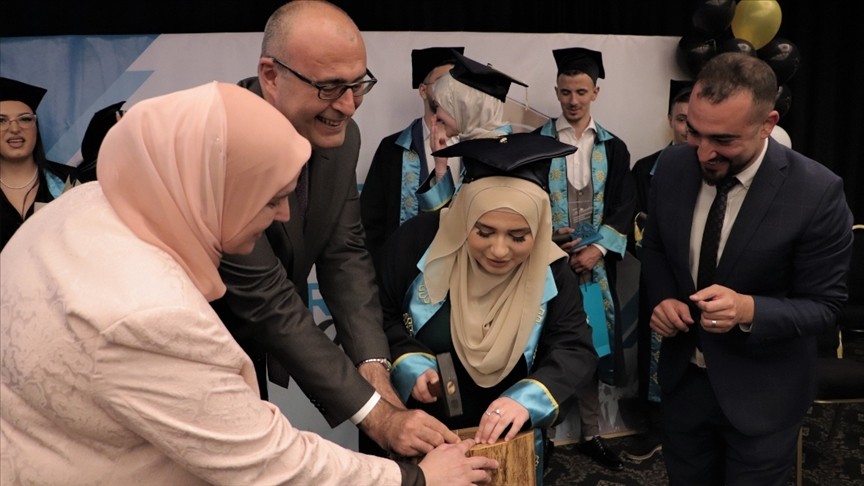 Kosova Maarif Okulları'nda mezuniyet oldu