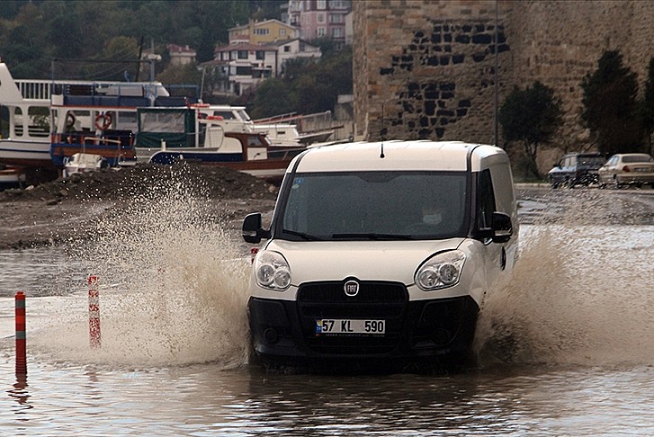 Meteorolojiden Sinop için kuvvetli sağanak uyarısı