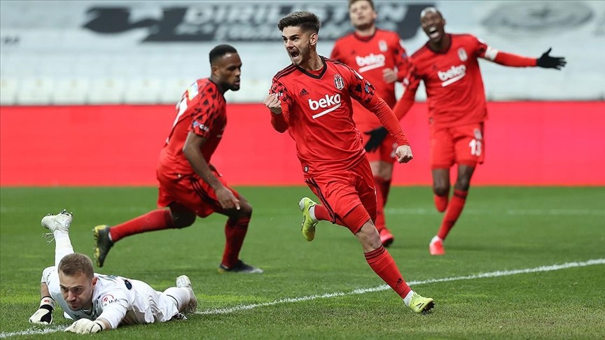 Kupada finale yükselen ilk takım Beşiktaş oldu