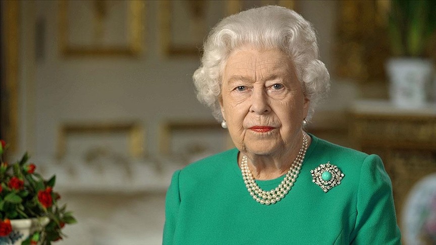 Aborjin Senatörden Kraliçe Elizabeth'e "sömürgeci" tepkisi