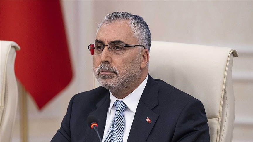 Bakan Işıkhan, AK Parti Eskişehir İl Başkanlığı'nda konuştu