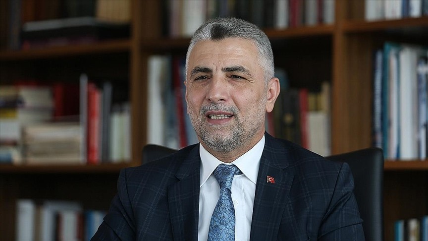 Ticaret Bakanı Ömer Bolat, Meslek Ahlakı Zirvesi'nde konuştu
