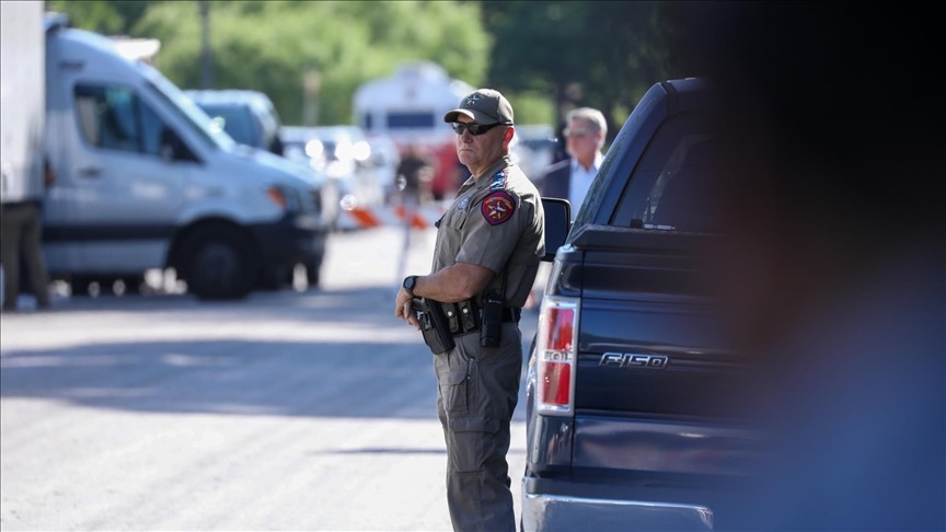 Teksas saldırısında halk polisi eleştiriyor