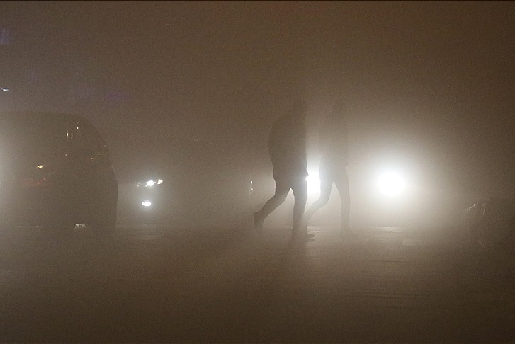 ​Ağrı'da yoğun sis ulaşımı aksattı