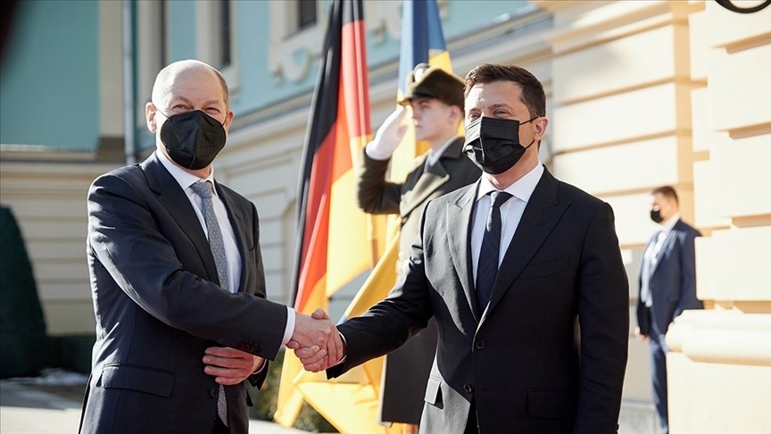 ​Almanya Başbakanı Scholz ile Zelenskiy telefonda görüştü