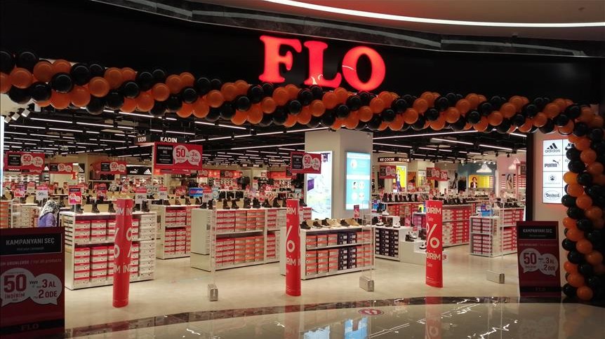 FLO, sandalet modellerini tüketiciyle buluşturuyor