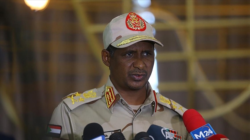 Sudanlı General Dagalu, Suudi Arabistan Dışişleri Bakanı Bin Ferhan ile telefonda görüştü