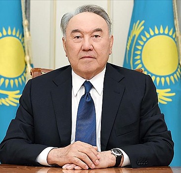 Kazakistan'da Nursultan Nazarbayev ismi her yerden siliniyor