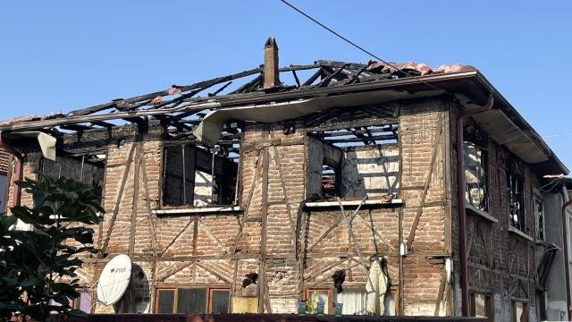 Sakarya'da yangın: 2 kişi hayatını kaybetti
