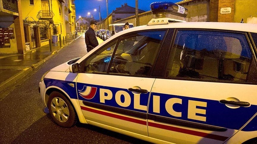 ​Fransa'da 3 camiye İslamofobik saldırı!