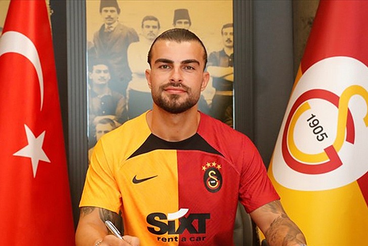 Galatasaray yeni transferini resmen duyurdu