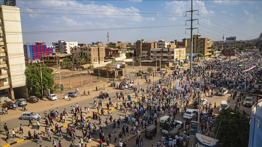 Sudan'daki protestolarda 35 kişi yaralandı
