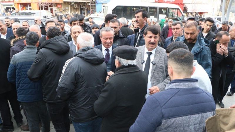 AK Parti Hakkari Belediye Başkan adayı Ölmez'e ziyaretler sürüyor