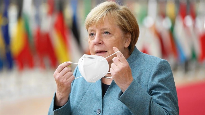 Merkel'den üçüncü dalga uyarısı