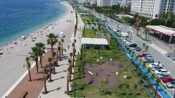 Antalya 2020'de 3 buçuk milyon turisti ağırladı