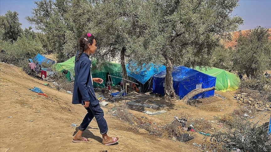 Fas'ta öğrenciler çadırlarda eğitim görüyor