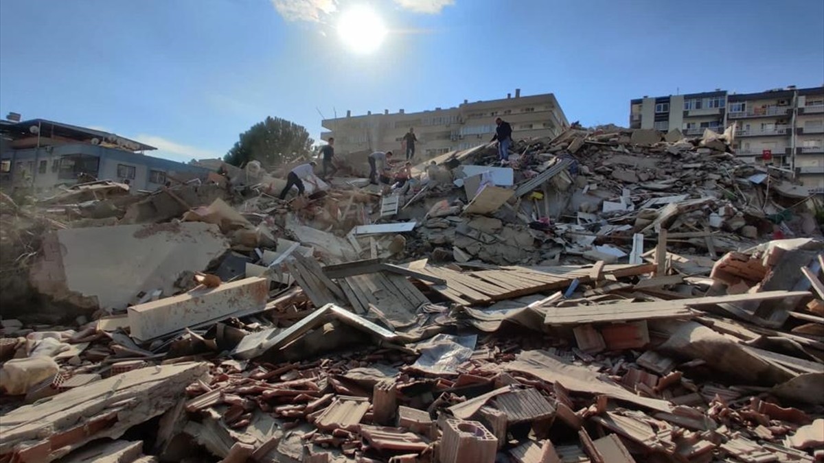 İzmir'deki depremden acı haber