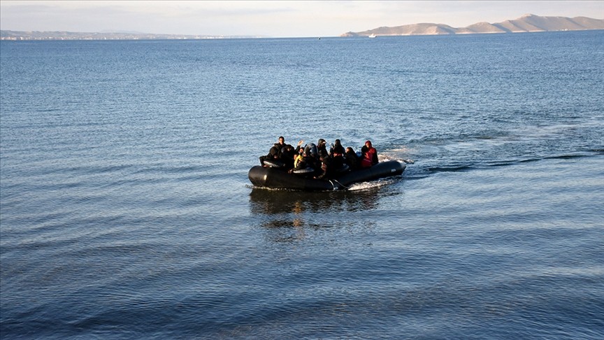 İzmir ve Düzce'de göçmen operasyonları yapıldı