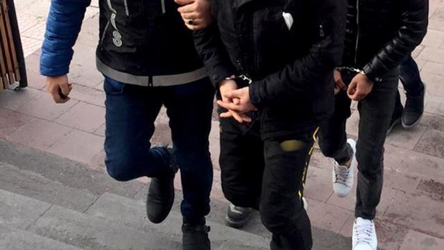 ​İzmir merkezli FETÖ operasyonu: 36 tutuklama