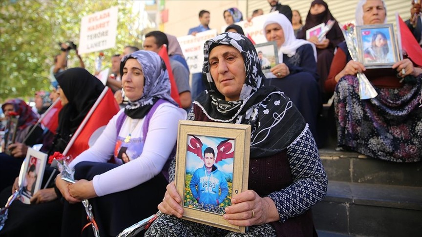 Diyarbakır anneleri evlat nöbetini kararlılıkla sürdürüyor