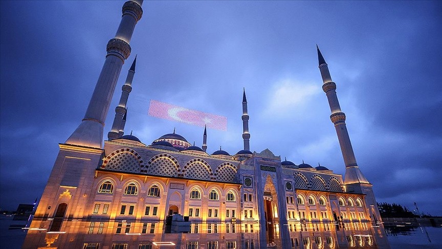 İstanbul Mushafı, Kadir Gecesi'nde Çamlıca'da