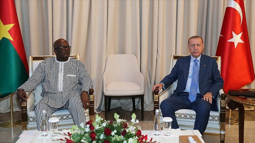 Erdoğan, Burkina Faso Cumhurbaşkanı ile görüştü
