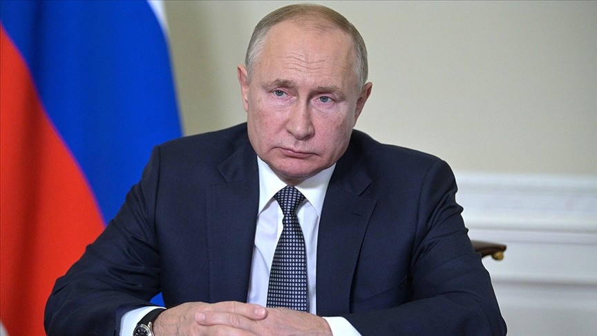 Putin: "Ukrayna F-16'ları üçüncü ülkelerin havaalanlarında meşru hedefimiz olacak"