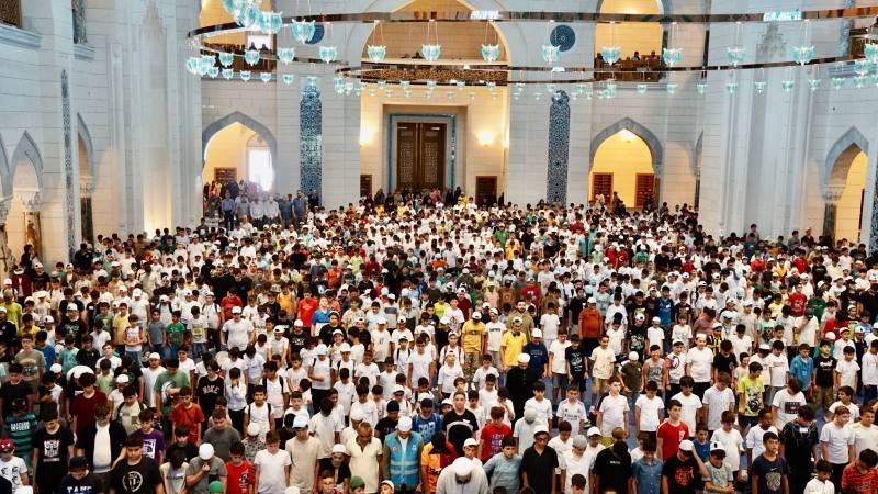 5000 TÜGVA'lı Genç Yeni Açılan Barbaros Hayrettin Paşa Camii'nde Buluştu
