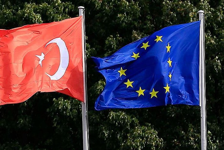 EU Observer: Tek yol Türkiye ile iş birliği