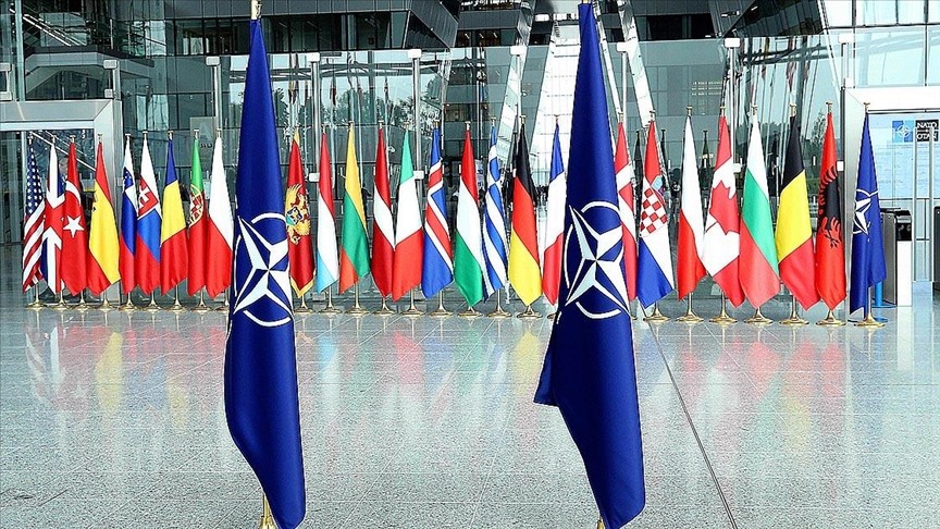 Finlandiya ve İsveç NATO başvurularını yaptı