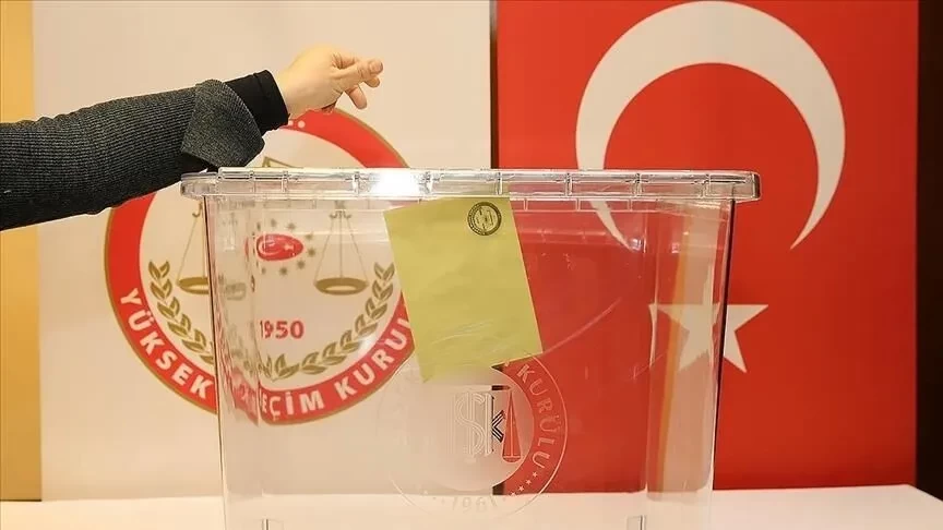Türkiye yerel yöneticilerini seçti