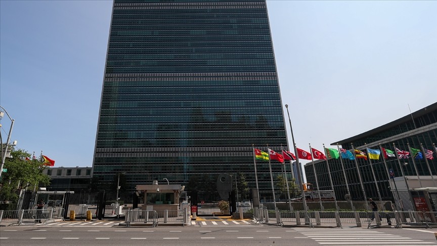 ​BM Genel Merkezi'nde silahlı saldırı paniği