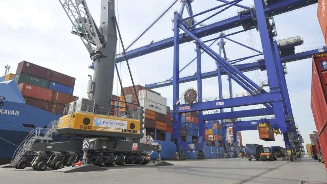 Limanlarda elleçlenen konteyner miktarı arttı