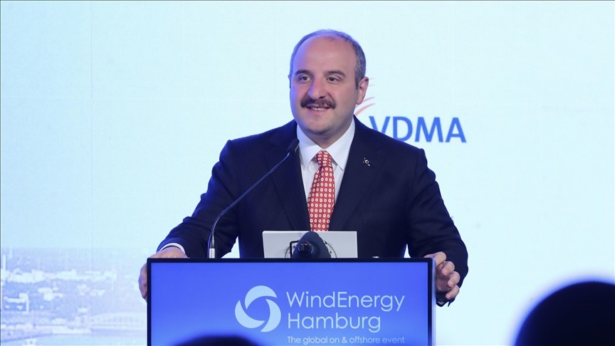 Varank: Türkiye, rüzgar enerjisinin merkezi olmaya hazır