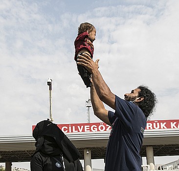 Türkiye Muhammed bebek ve ailesine umut oldu