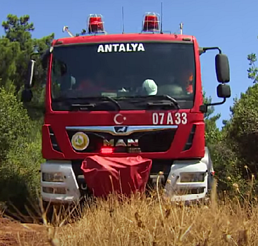 Antalya'da gazetecilere orman yangınıyla mücadele eğitimi verildi