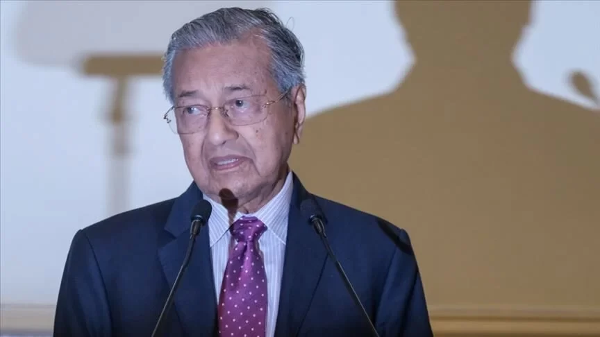 Malezya Başbakanı İbrahim, Cumhurbaşkanı Erdoğan'ı kutladı