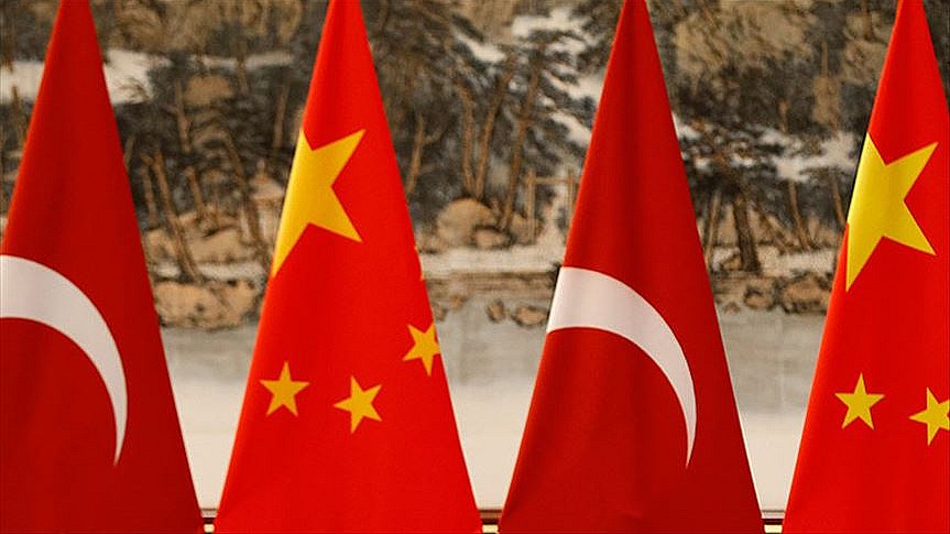 Çin'in arama kurtarma ekibi Türkiye'ye ulaştı