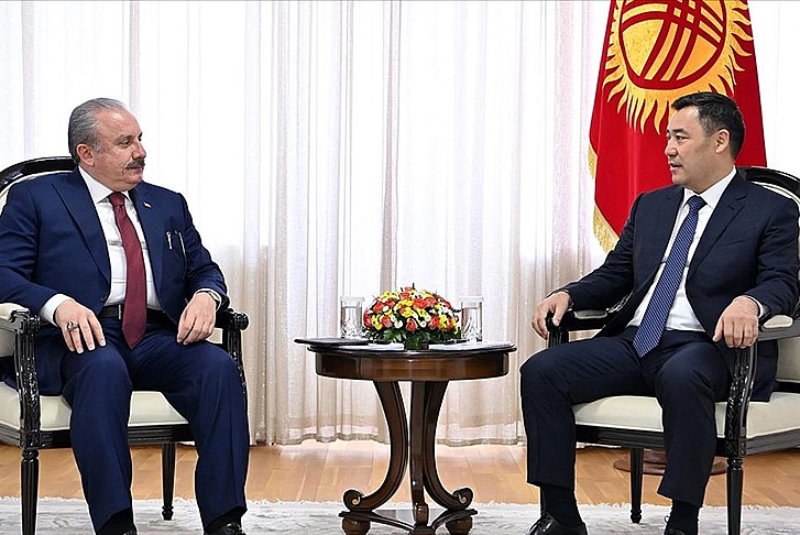 Şentop, Kırgızistan Cumhurbaşkanı ile görüştü